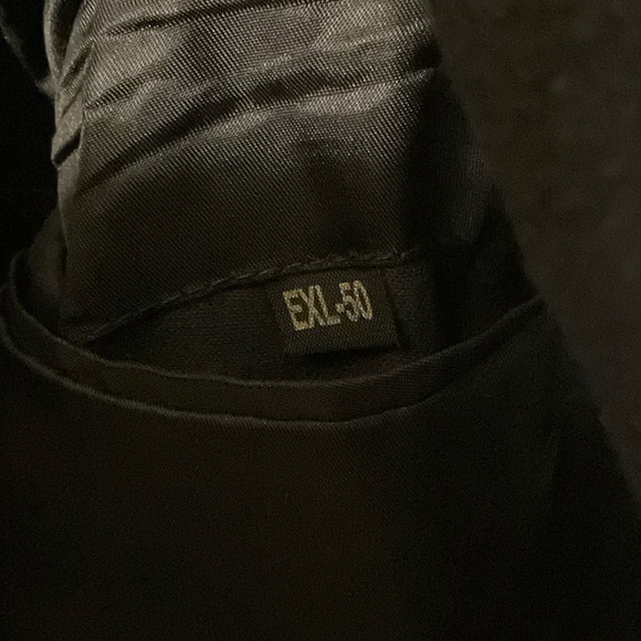 Kasper Elegant Black Cashmere Overcoat - Picture 8 of 12